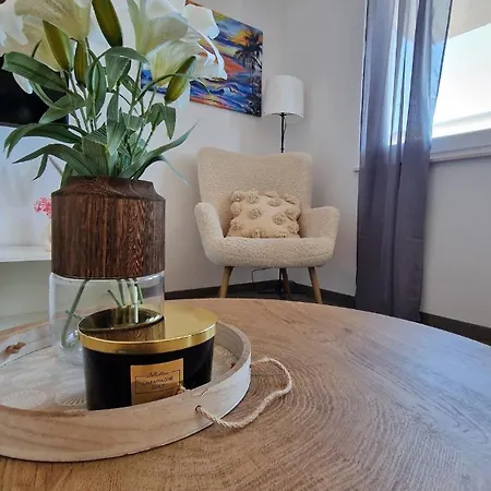 Charming Eva Apartment