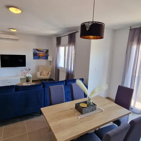 Apartment Charming Eva