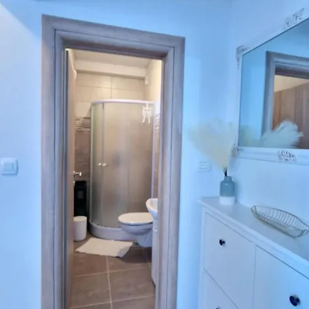 Charming Eva Apartment